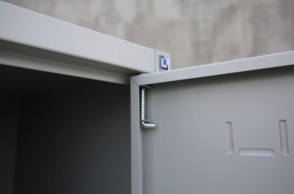 Stahlkleiderschrank / Stahlspind – Bild 4